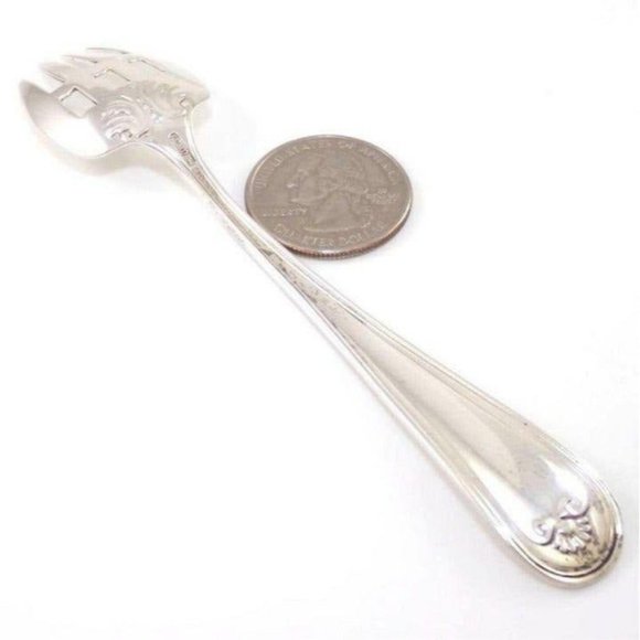 Bunker Hill Watson Sterling Ramekin Fork - Picture 3 of 3